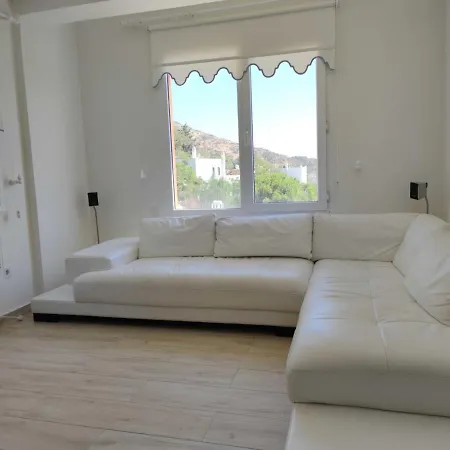 Flat 600 M To With Sea View In Daire *