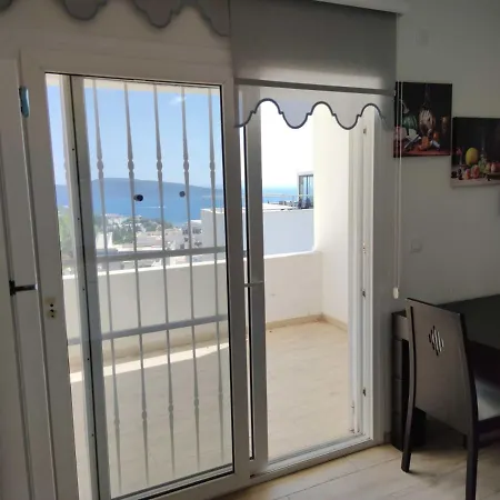 Flat 600 M To With Sea View In Apartment *